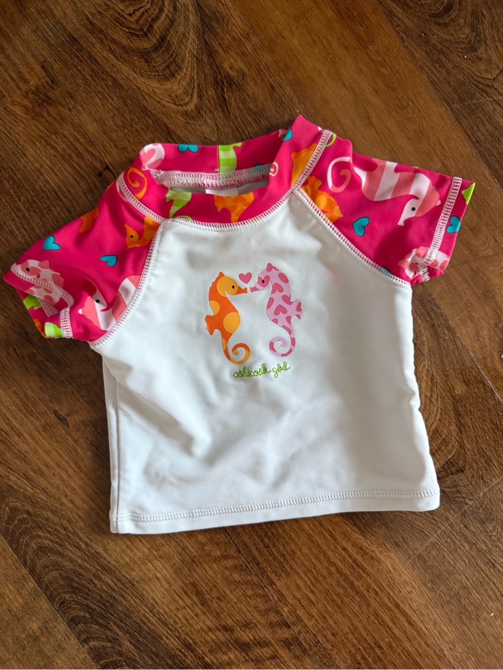 Oshkosh b’gosh girl swim rashguard 3/6 month sea horses